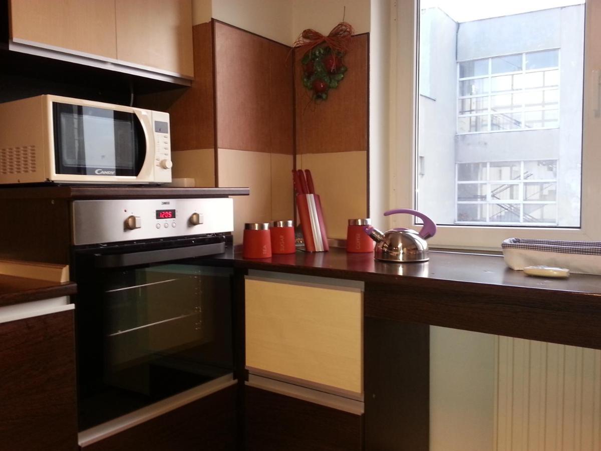 Apartment 3 Rooms elegant Boekarest Buitenkant foto