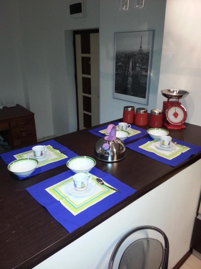 Apartment 3 Rooms elegant Boekarest Buitenkant foto