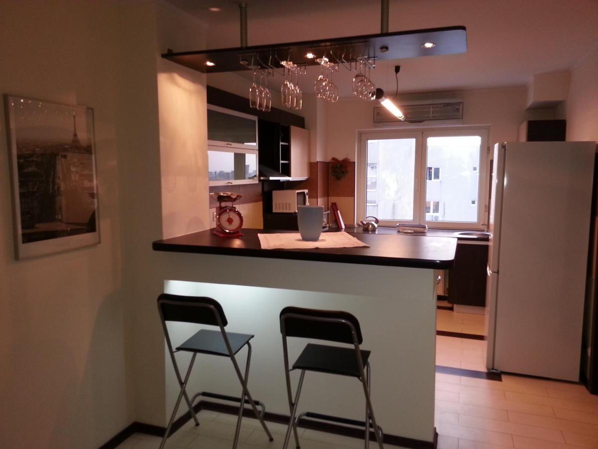 Apartment 3 Rooms elegant Boekarest Buitenkant foto